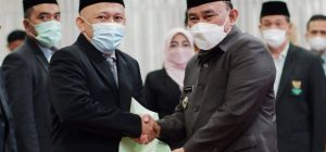 Idris Kukuhkan Pimpinan Baznas Kota Depok Periode 2022-2027