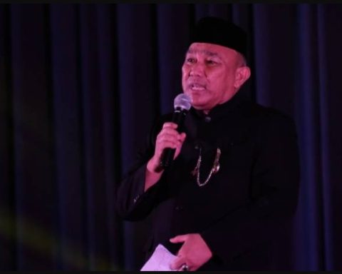 Wali Kota Depok, Mohammad Idris hadiri dan membuka Grand Final Pemilihan Abang Mpok Depok Tahun 2022 di Auditorium JGU Sukmajaya, Sabtu (22/10/2022) malam.