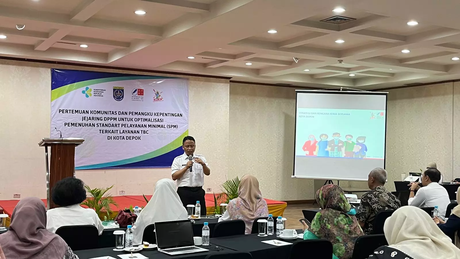 Sekda Depok saat sosialisasi cegah TBC. (Istimewa)