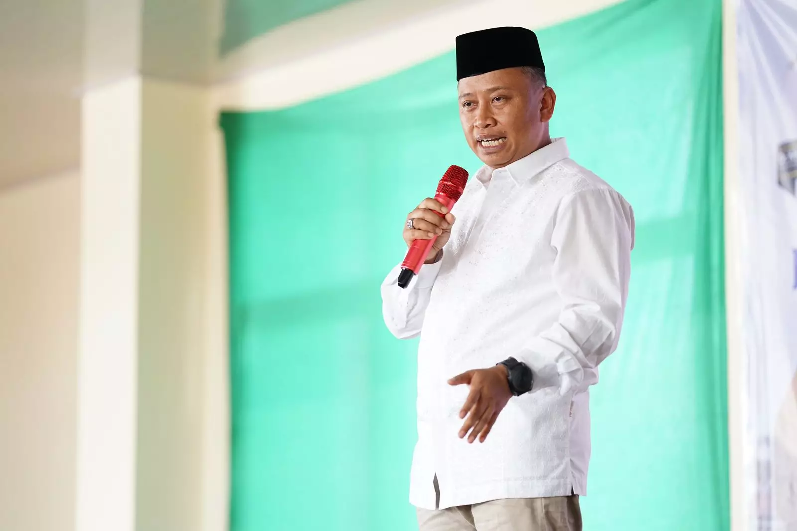 Kelurahan Rangkapan Jaya miliki gedung baru. (Istimewa)