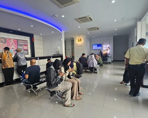 Ilustrasi suasana di bank BRI. (Istimewa)